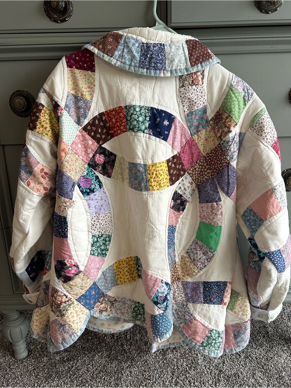 Handmade by me double wedding ring quilted jacket - Picture 3 of 8